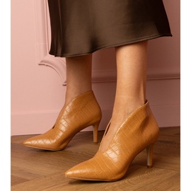 Botines marrones elegantes con tacón alto. marrón 3