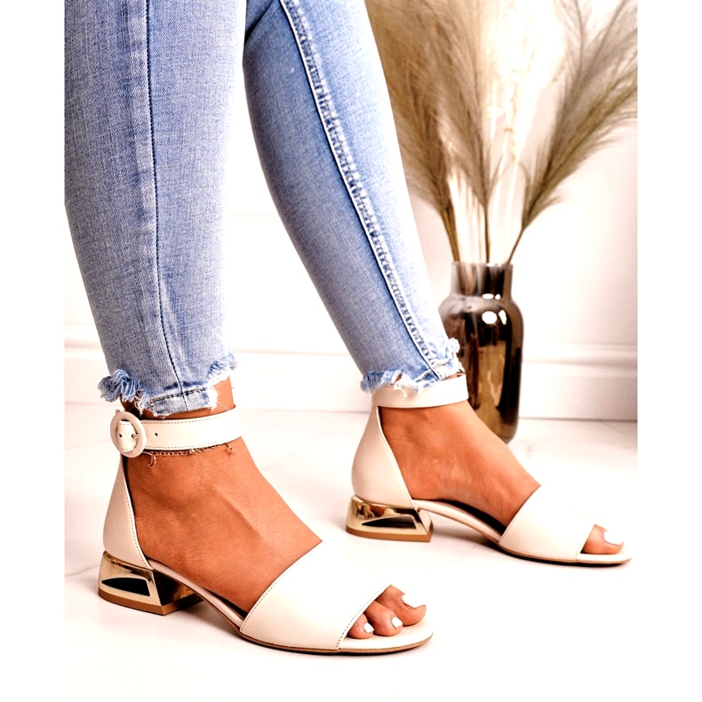 Sandalias Piel Sobre Tacones Dorados Laura Messi 2143 Beige 2