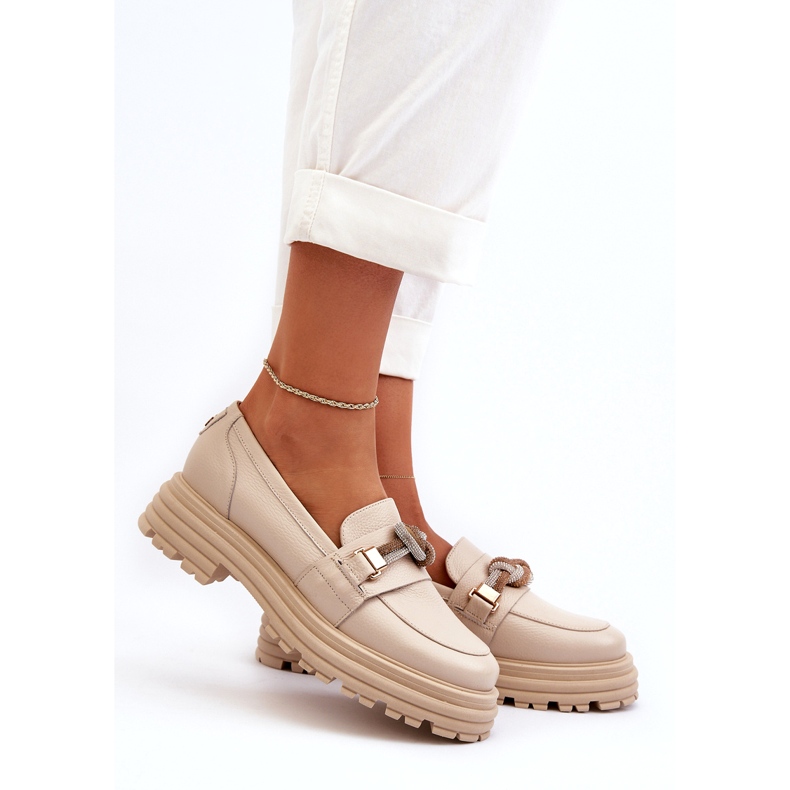 Mocasines de cuero para mujeres con un adorno Laura Messi 2780 Light Beige 2