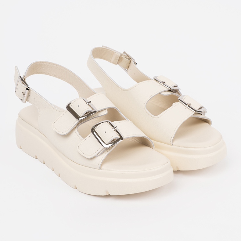 Goodin Beige Classic Sandals en la plataforma 1