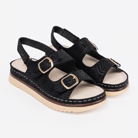 Goodin Sandalias negras con elementos dorados negro 5