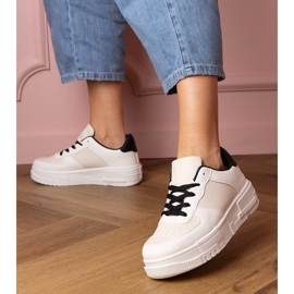 Zapatillas beige deportivas en platfotm 1