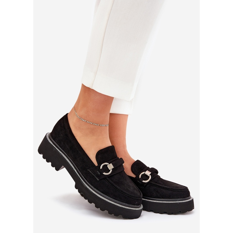 Mocasines para mujeres decorados con circones negros 1