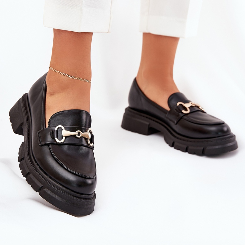 Mocasines para mujeres con detalles dorados Eco Leather Black negro 2