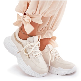 Zapatillas deportivas para mujeres con zapatillas en una suela beige gruesa 9
