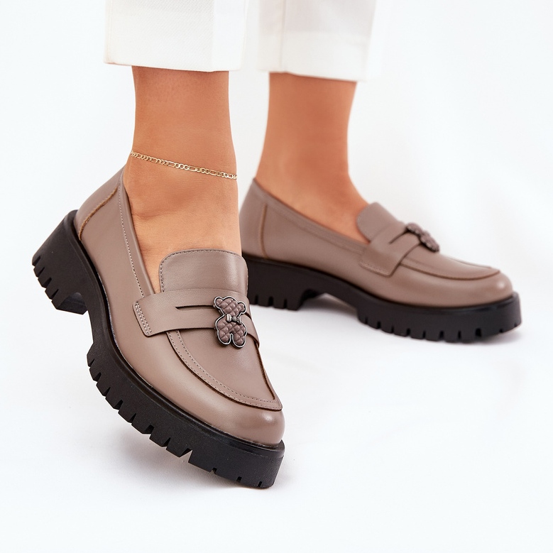 Mocasines de cuero para mujeres con alfileres Bear Vinceza 18109 beige 2