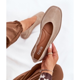 Ballerinas de gamuza femenina Big Star RR274082 beige 9