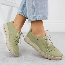 Zapatos de cuero a puertas para mujeres Helios verdes 434 4