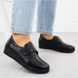 Zapatos de cuero para mujeres en cuñas Black Sabatina Jhy202 negro 5