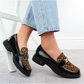 Zapatos de cuero con estampado de leopardo retrasado lacado negro vinceza 66790 4