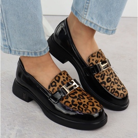 Zapatos de cuero con estampado de leopardo retrasado lacado negro vinceza 66790 5