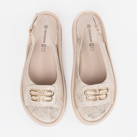 Goodin Sandalias planas con decoración de topo beige 2