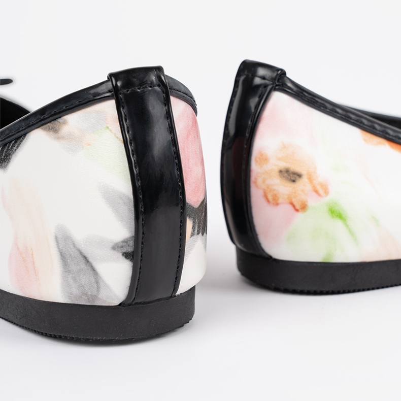 Bailarinas coloridas con nariz negra multicolor 1