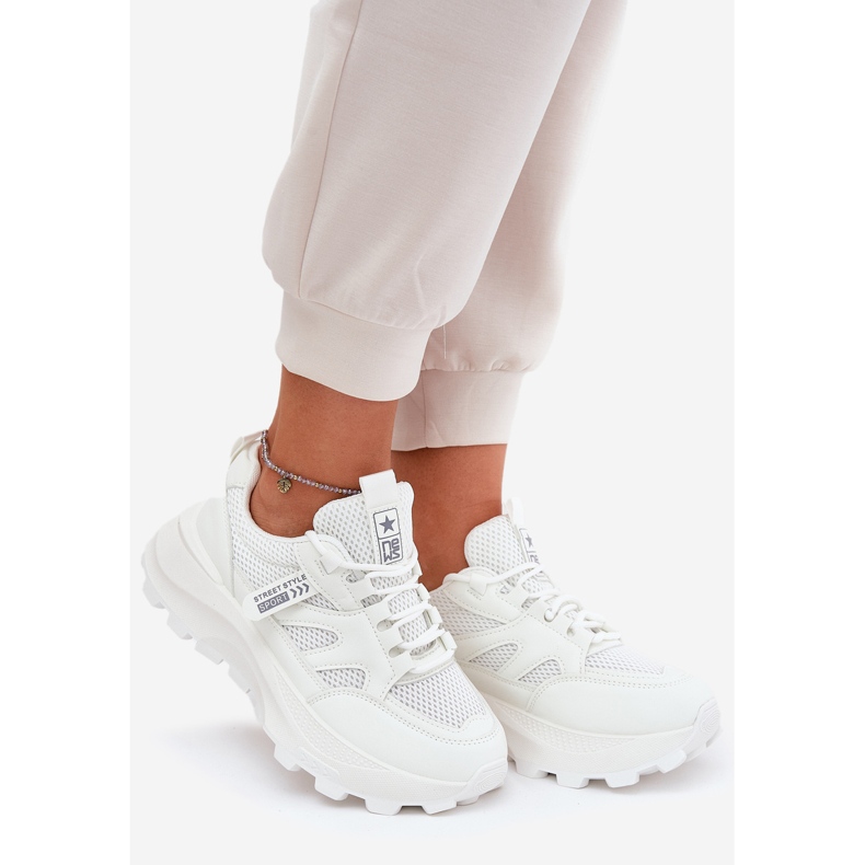 Evento Zapatillas deportivas de zapatillas para mujeres en una suela blanca gruesa blanco 1