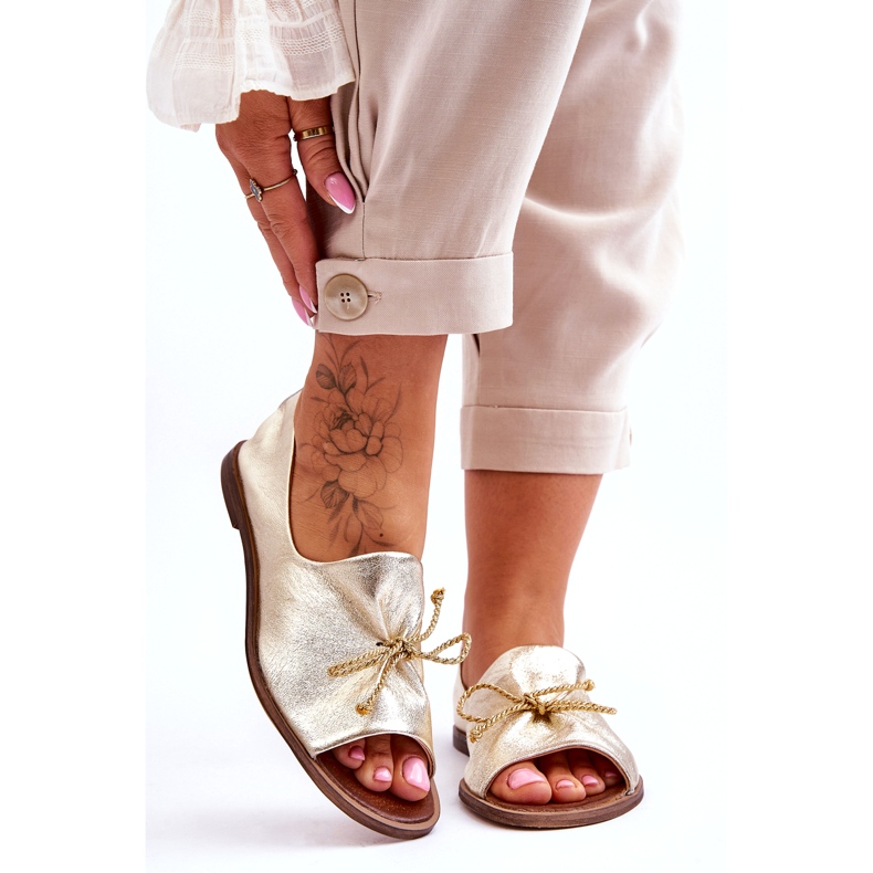 Ballerinas de cuero femenino Zazoo 2660/064 PLN dorado 1