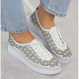 Zapatos de cuero para mujeres abiertos en la plataforma blanca T.Sokolski 0714 blanco 6