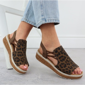 Sandalias de mujeres en la plataforma con beige rieker 62741-90 4
