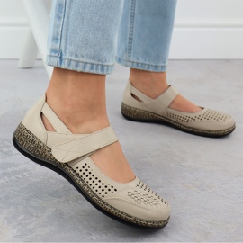 Zapatos para mujeres con beige abierto unisoft 7026 5