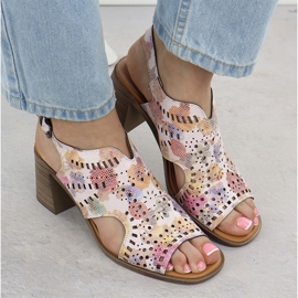 Sandalias para mujeres para mujeres con flores Jezzi 24125 rosado 6