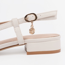 Goodin Sandalias blancas con un tacón abierto blanco 1