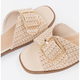 Goodin Zapatillas en una rejilla beige y blanca con una hebilla 4