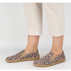 Zapatos de cuero para mujeres descalzos Pollonus resbaló 5-1308-023 estampado de leopardo beige 1