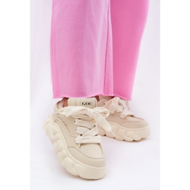 Zapatillas de deporte de cuero para mujeres en la plataforma masiva GOE RR2N4043 beige 3