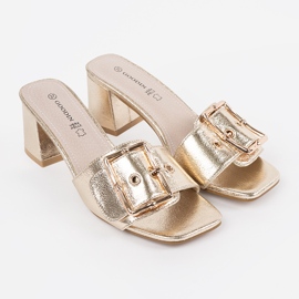 Goodin Tweed golden chanclas en el poste dorado 1