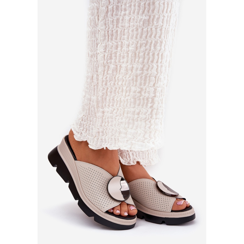 S.Barski Zapatillas de cuero para mujeres con un adorno de S. Barski LR51-662 beige 1