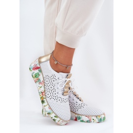 Zapatos de cuero para mujeres para Artiker 56C1800 White and Gold blanco 7