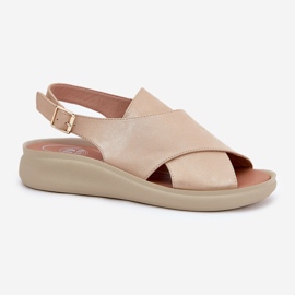 Jezzi Sandalias para mujeres con cuero ecológico dorado 4