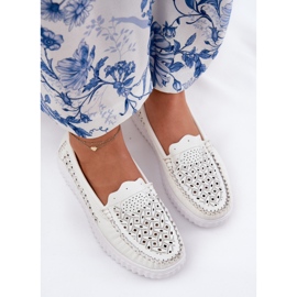 Vinceza Mocasines de cuero para mujeres con un patrón de trabajo abierto Vincez 88028 White blanco 3
