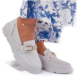 Vinceza Mocasines de cuero para mujeres con detalles dorados Vincez 88007 gris claro blanco 8