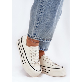 Zapatillas de deporte de cuero para mujeres en la plataforma blanca GOE RR2N4106 blanco 7