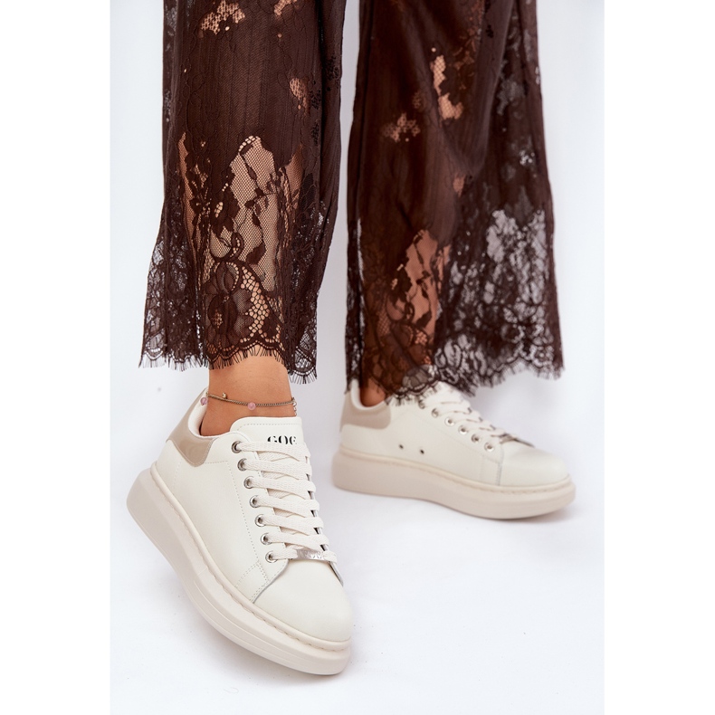 Zapatillas de deporte de cuero para mujeres en la plataforma beige de la plataforma goe rr2n4004 2