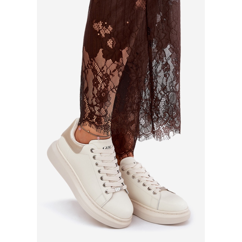 Zapatillas de deporte de cuero para mujeres en la plataforma beige de la plataforma goe rr2n4004 1