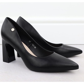 Bombas para mujeres en la publicación decorativa Black Vinceza 62221 negro 2
