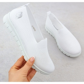Zapatos deportivos femeninos deslizados blancos Potocki 16327 1