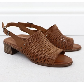 T.Sokolski Sandalias de cuero para mujeres en Brown T., Sokolski L25-709 marrón 2