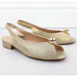 Sandalias de baja tacón para mujeres Dorado T.Sokolski 136 2