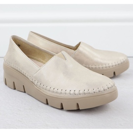 Zapatos de cuero para mujeres en la cuña dorada Filippo 6161 dorado 2