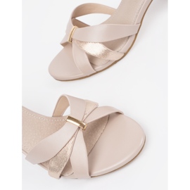 Goodin Sandalias de mujer en un poste beige. 1 Goodin Sandalias de mujer en un poste beige. 1