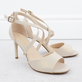 Sandalias de mujeres en los tacones de perlas Sergio Leone SK432 beige 2
