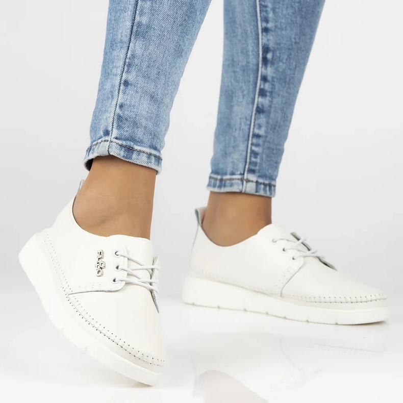 Filippo DP6747/25 Wh de zapatillas de cuero blanco 2