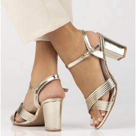 Filippo Sandalias de cuero para mujeres en el Post de Oro DS6901/25 dorado 3