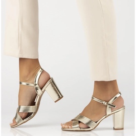 Filippo Sandalias de cuero para mujeres en el Post de Oro DS6901/25 dorado 4