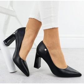 Bombas para mujeres en la publicación decorativa Black Vinceza 62221 negro 4