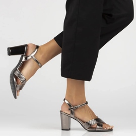 Filippo Sandalias de cuero para mujeres en la publicación de acero de grafito DS6901/25 GN GN negro 6