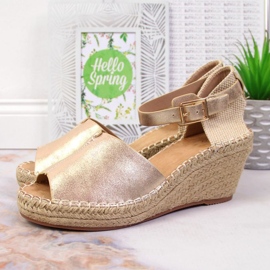 Sandalias alpargatas en el tacón de cuña eVento W EVE68A oro dorado 11