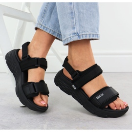 Sandalias deportivas de velcro de mujeres Big Star RR274A076 negro 4